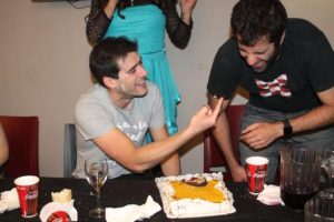 Pack humor amarillo logrono